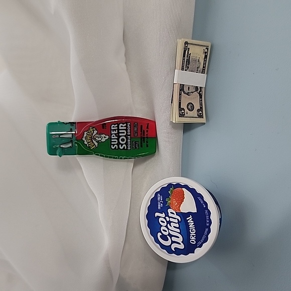 Mini Brands Magnets (Common) - Picture 16 of 16